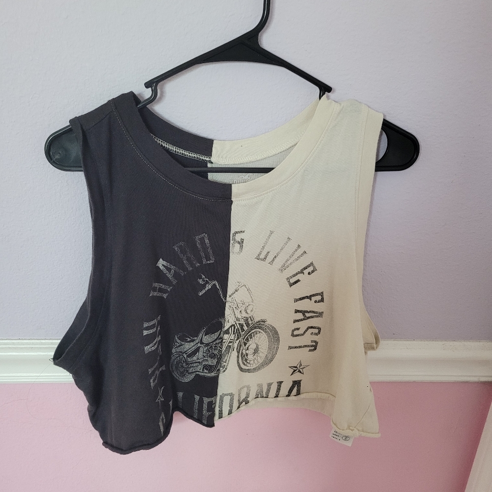 Hollister black and creme muscle cropped tank